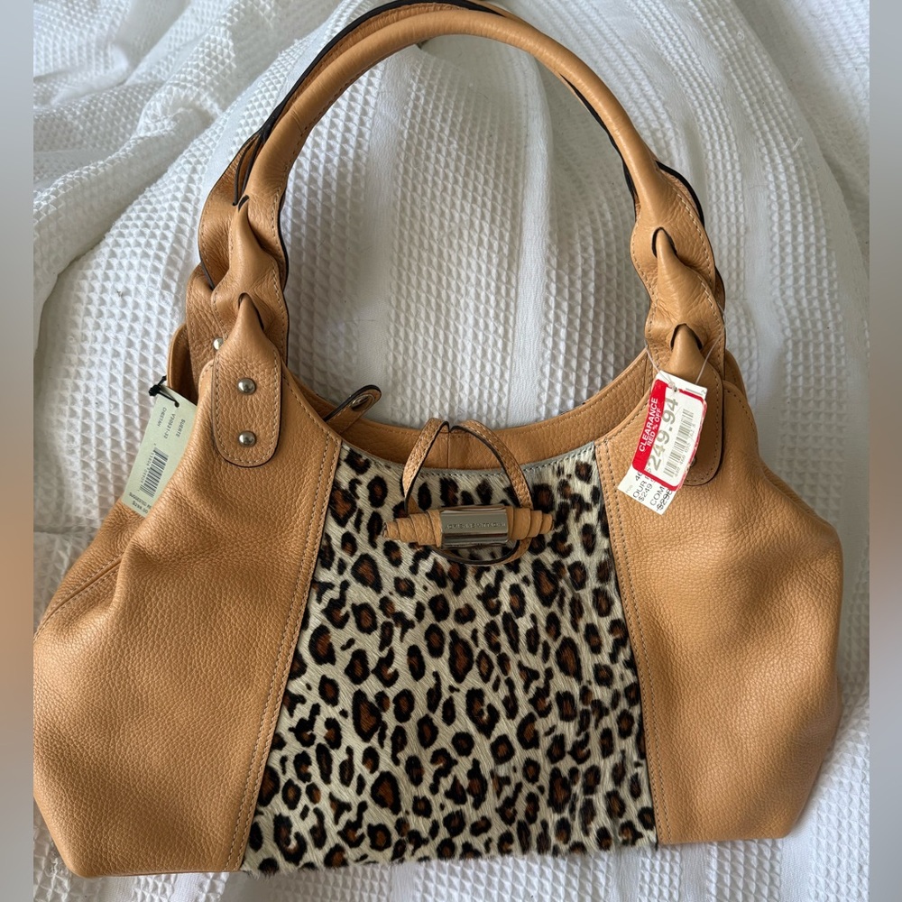 Adrienne vittadini purse, leather with cheetah print